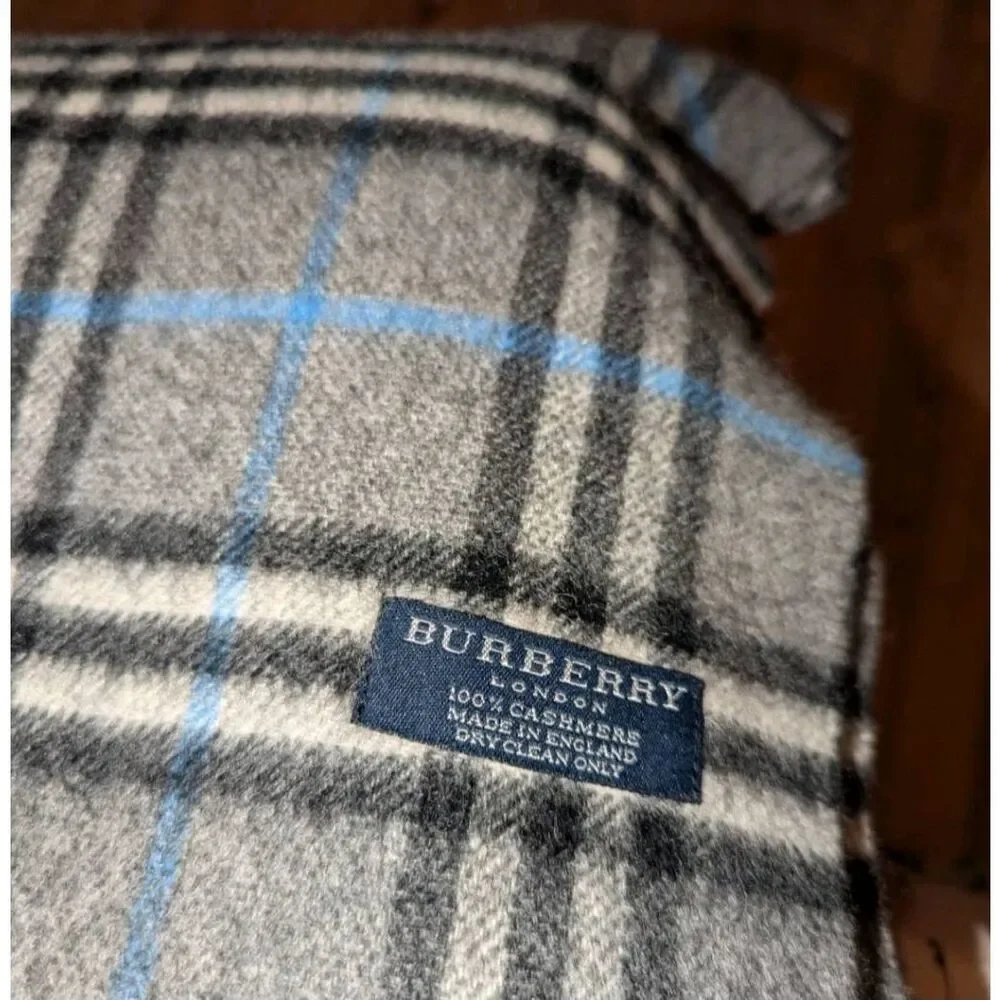 Burberry London Cashmere scarf blue grey cream